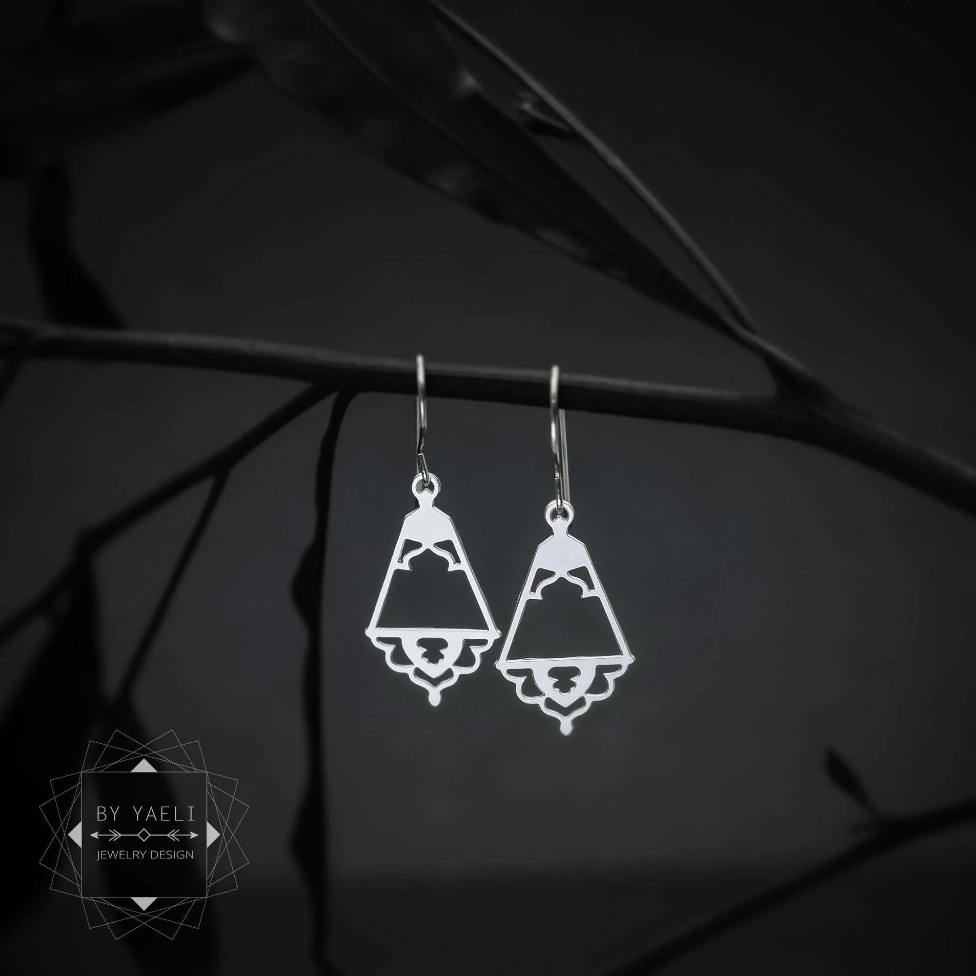 Dangle earrings silver minimalist earrings
