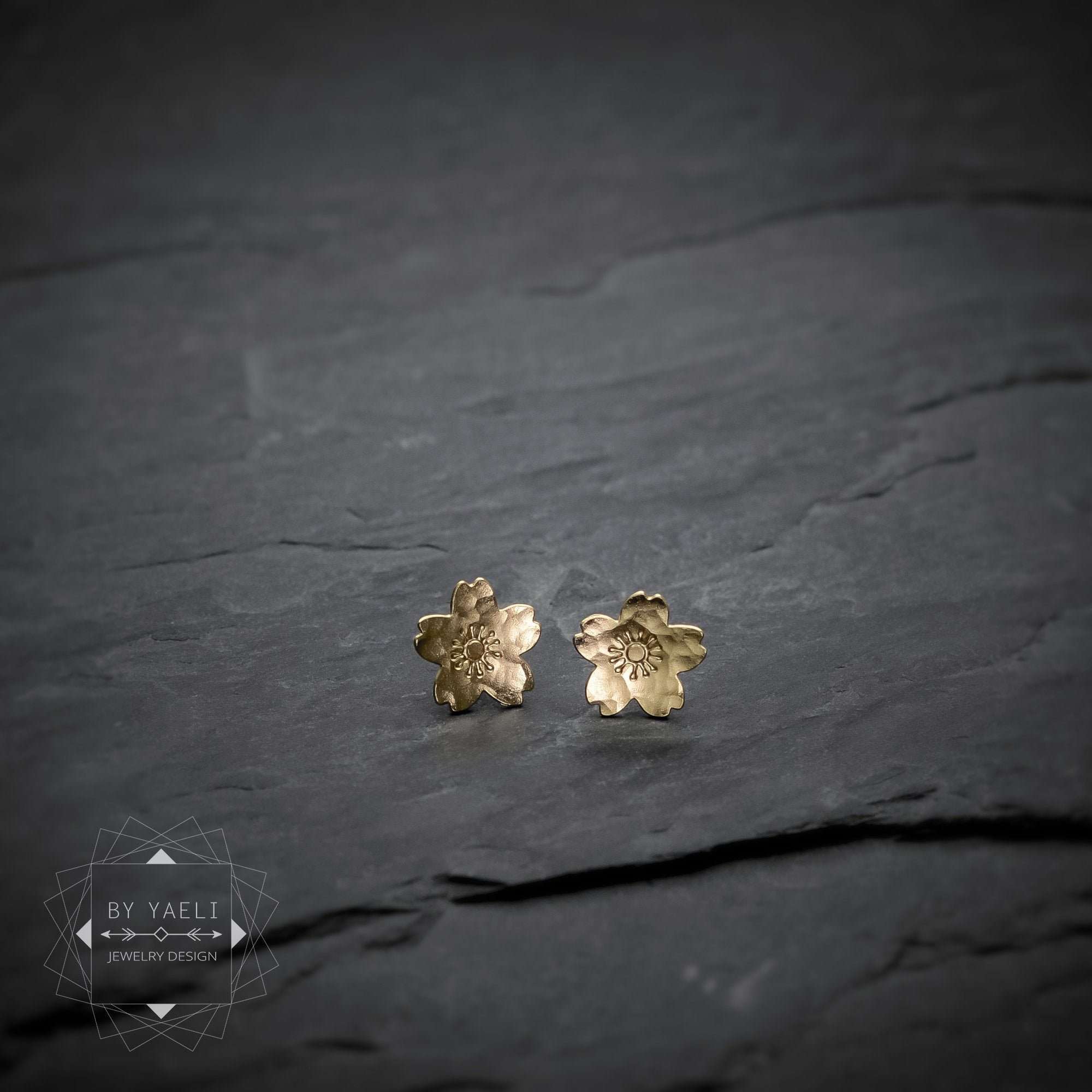 Flower earrings gold stud earrings Sakura earrings gorgeous Japanese post earrings