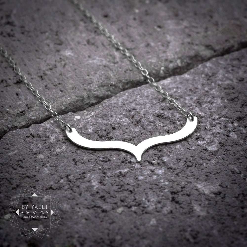 Geometric necklace silver bracket necklace