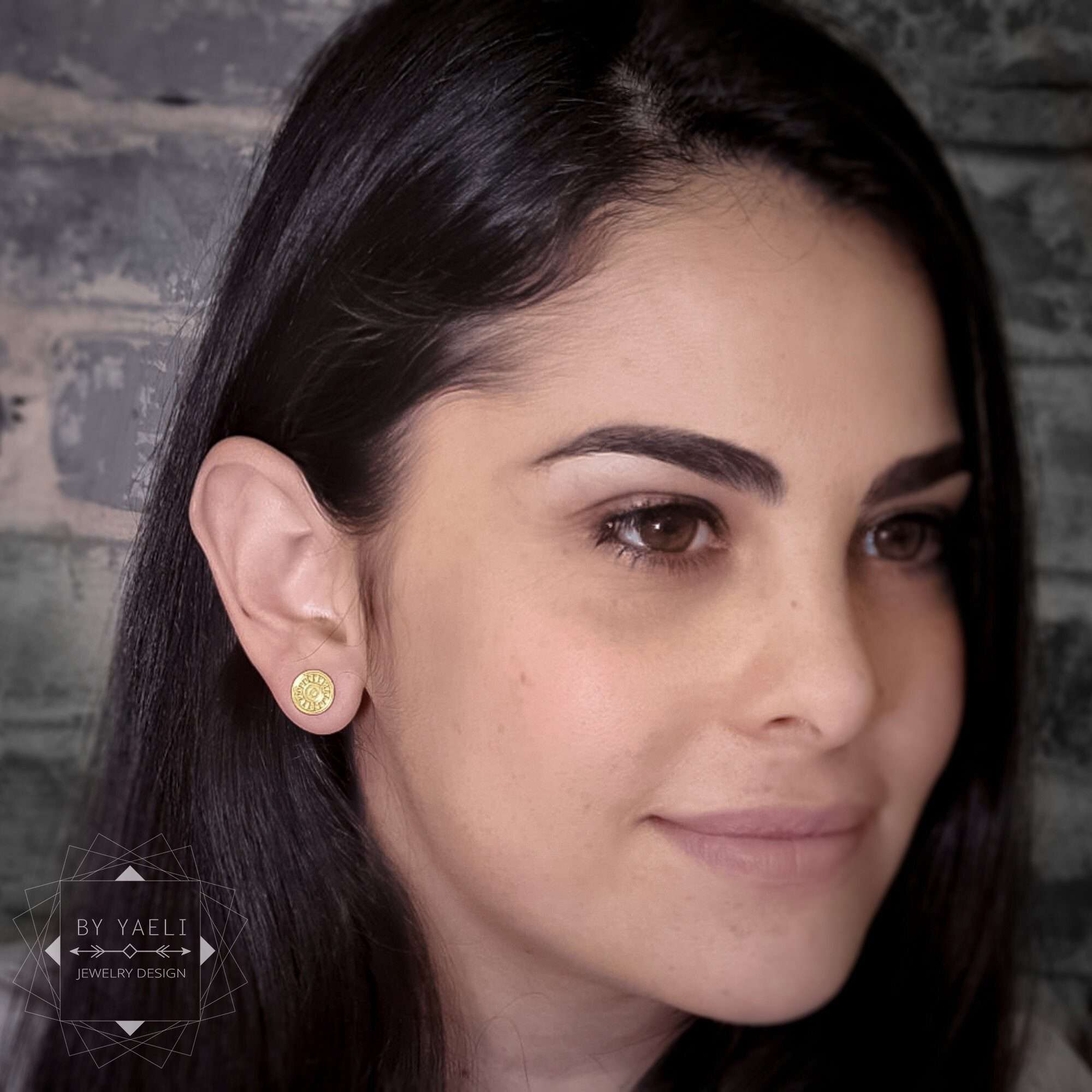 Disc earrings gold stud earrings geometric gold disc stud earrings