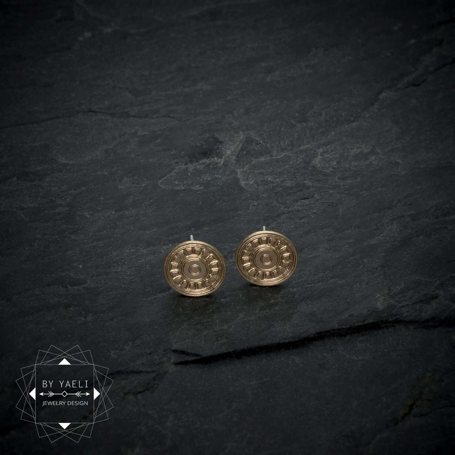 Disc earrings gold stud earrings geometric gold disc stud earrings