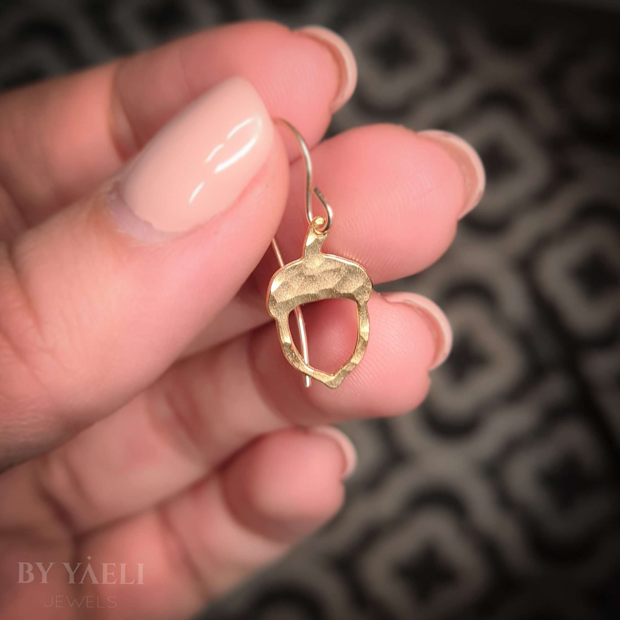 Acorn earrings, gold acorn dangle earrings, nature jewelry 3 gold acorn dangle earrings
