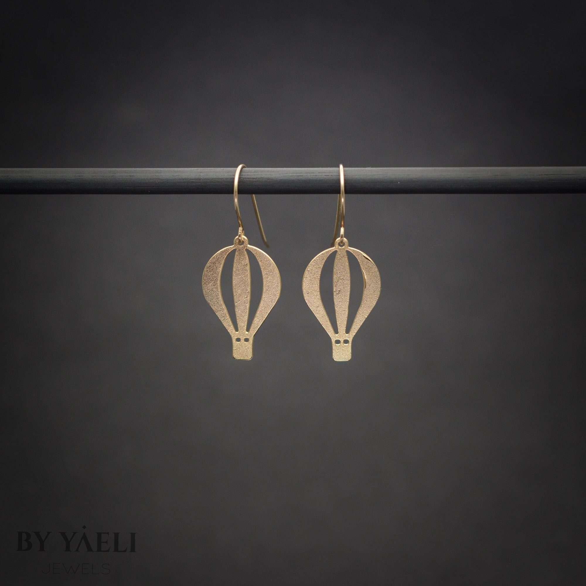 Balloon earrings, gold air balloon dangle earrings