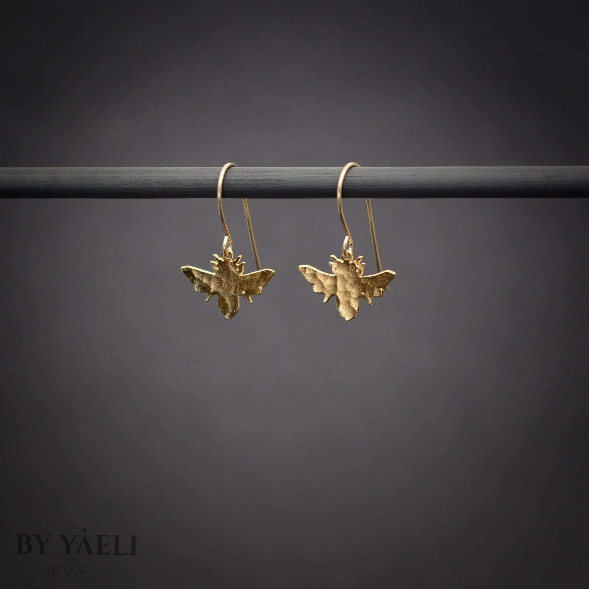 Bee earrings , gold drop dangle honeybee earrings
