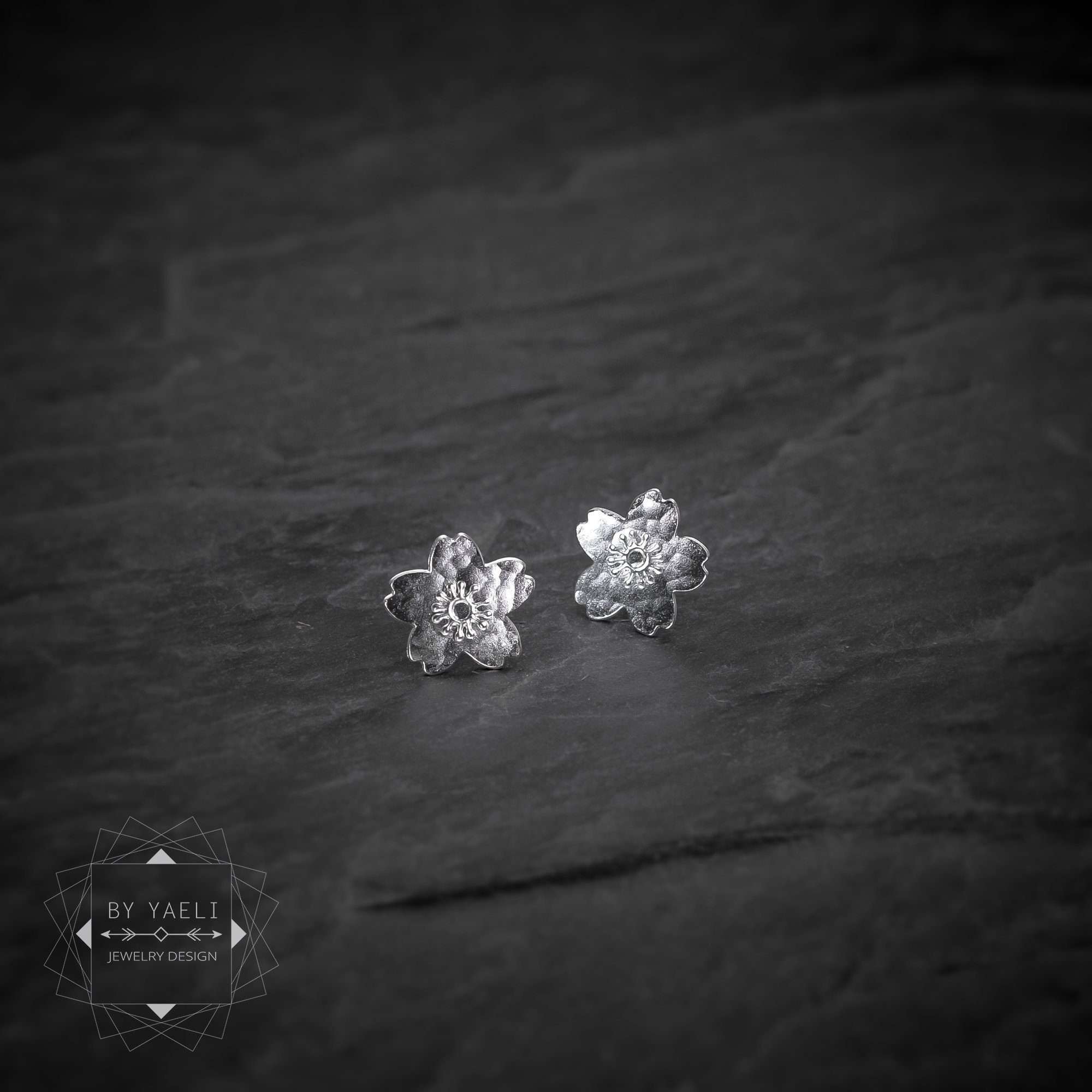 Flower earrings silver sakura stud earrings sakura earrings Japanese flower