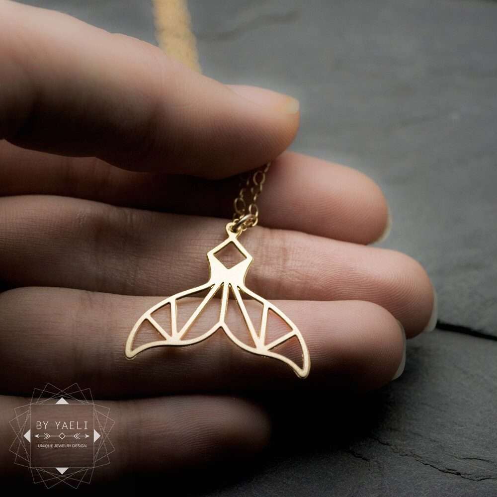 Whale Tail Necklace, Gold Whale Tail, Mermaid Tail Pendant, Gold Charm Ocean Necklace, Sea Lover Necklace.