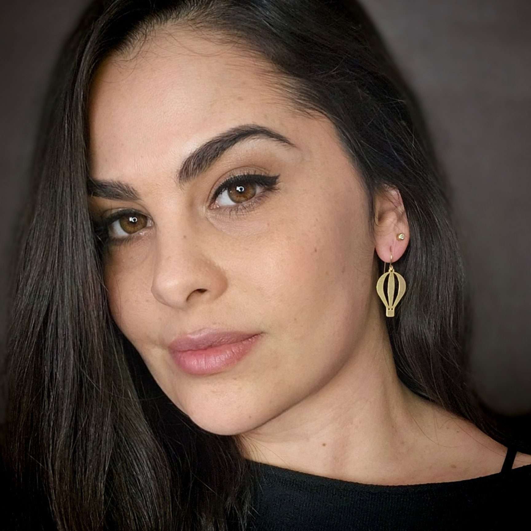 Balloon earrings, gold air balloon dangle earrings