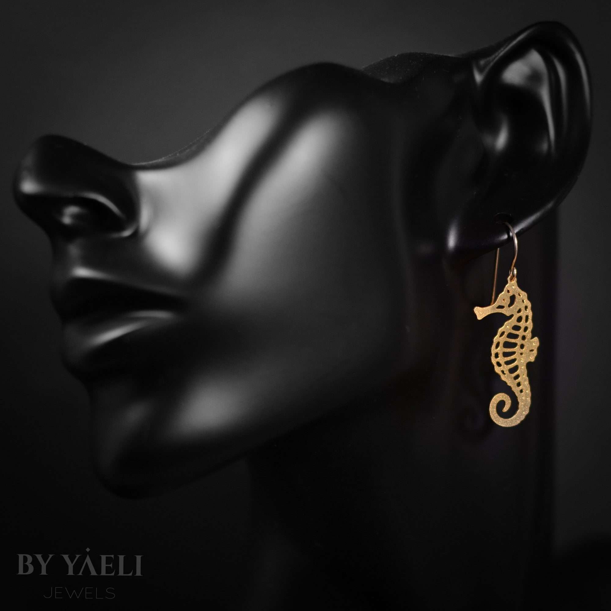 Seahorse earrings, gold seahorse dangle earrings ocean jewelry 3 Seahorse earrings, gold seahorse dangle earrings ocean jewelry - Image 3