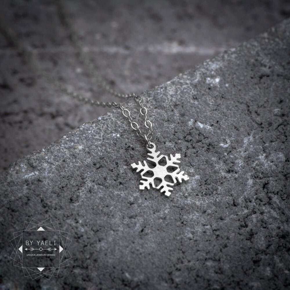 Snowflake necklace silver snow flake pendant Christmas gifts