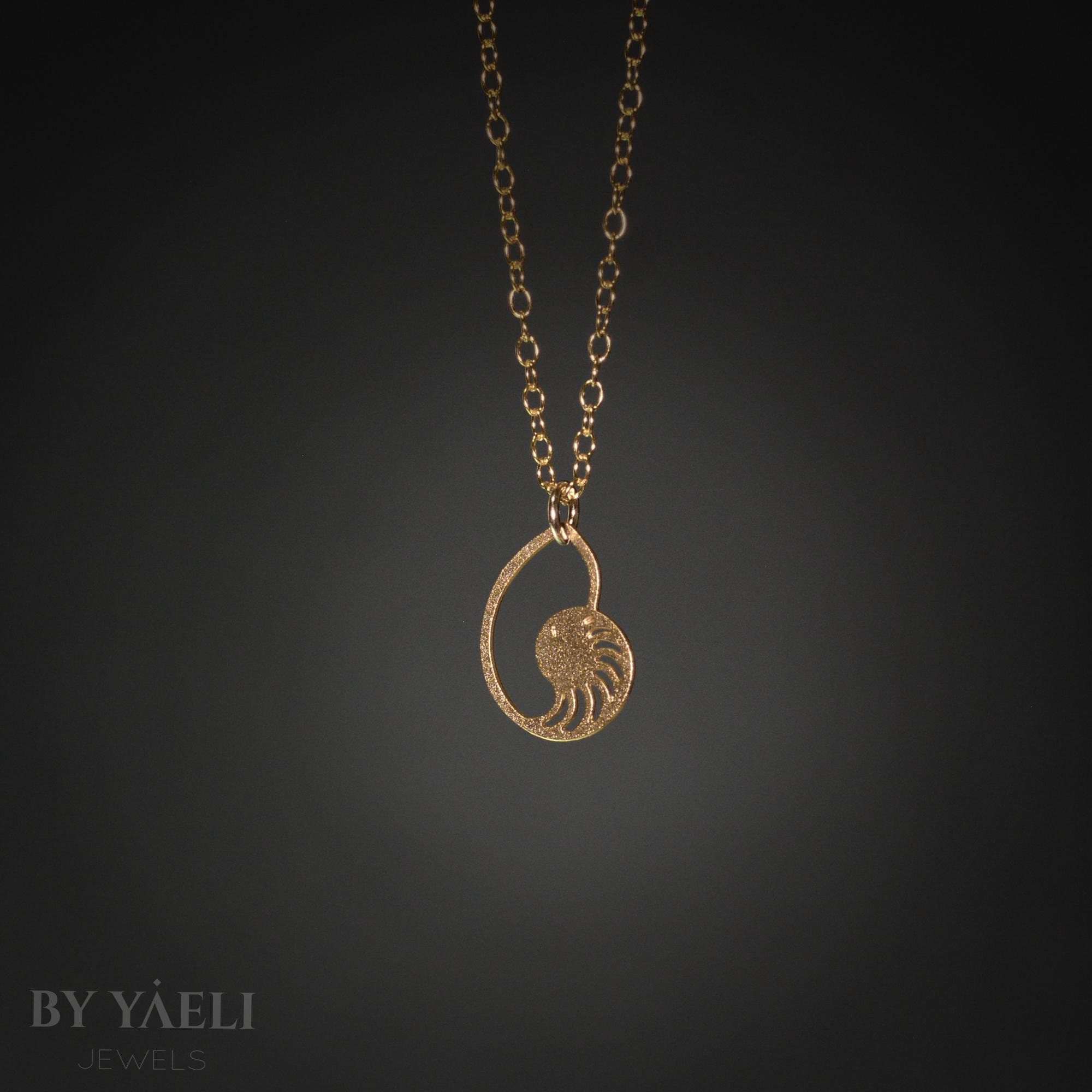 Sea shell necklace ocean necklace beach necklace seashell pendant sea shell charm